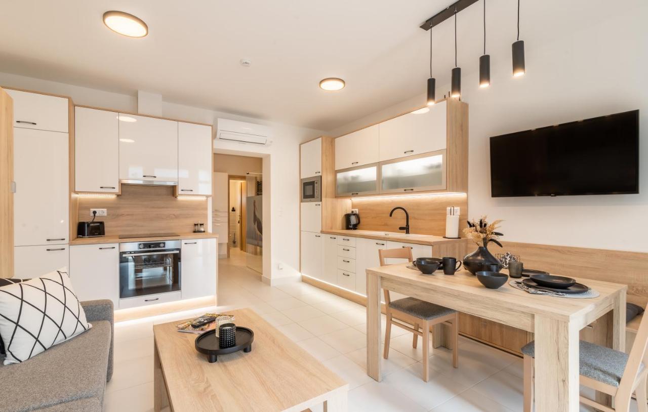 Jegmadar & Fekete Golya Apartmanok Mosonmagyaróvár Dış mekan fotoğraf