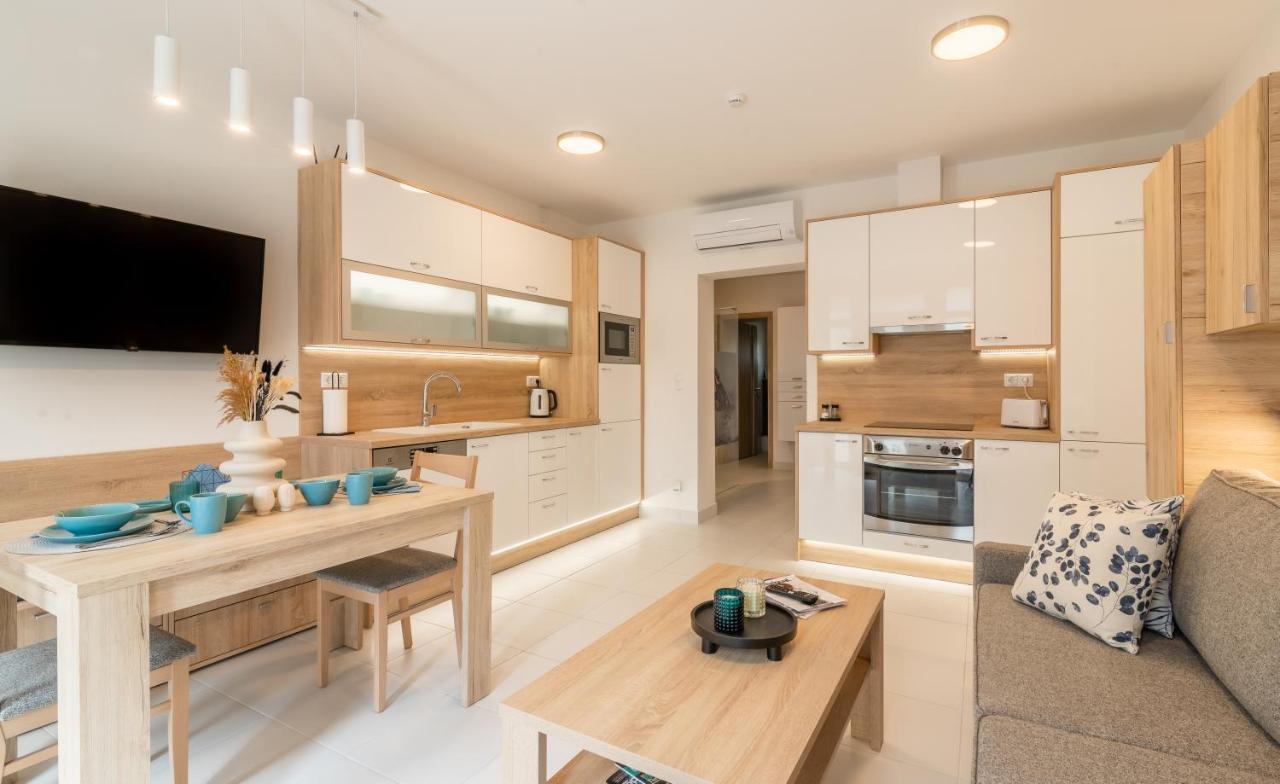 Jegmadar & Fekete Golya Apartmanok Mosonmagyaróvár Dış mekan fotoğraf